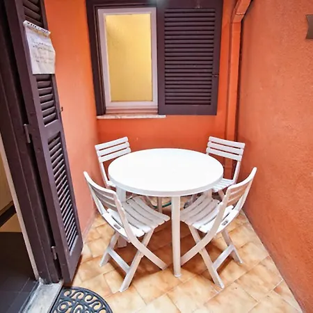 Romeland - Trastevere And Navona Apartment Rom